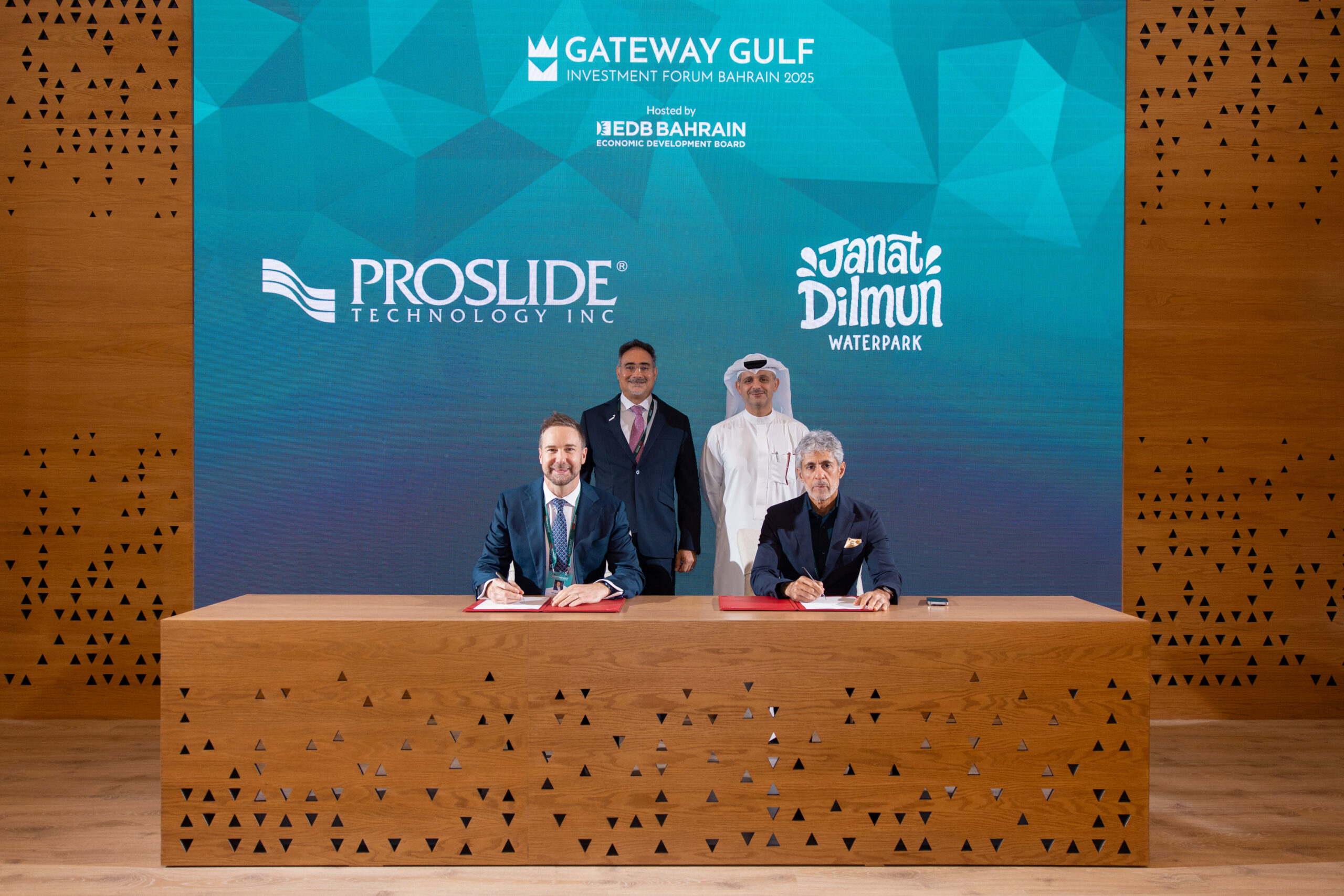 Al Areen Leisure and Tourism signs USD 30 million agreement for major rebranding of Lost Paradise of Dilmun Water Park